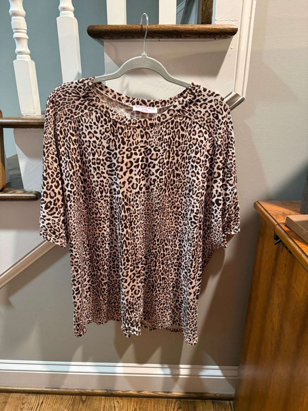 Discount Divas Leopard Print Women's Top - Beige/Brown